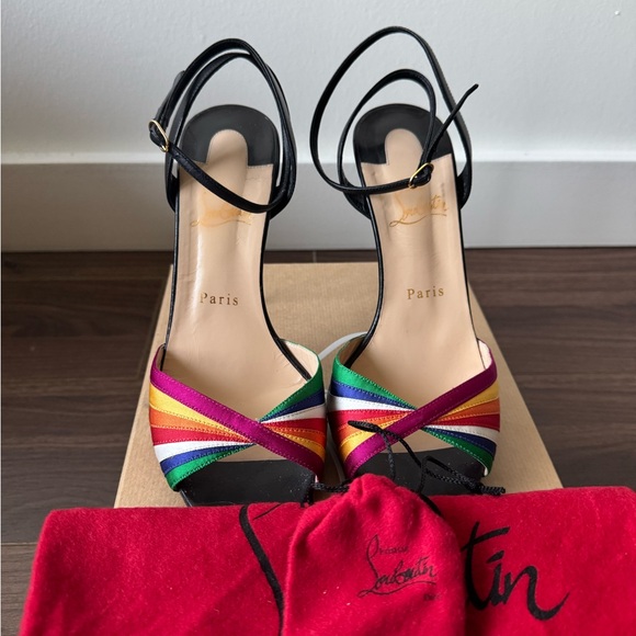 Christian Louboutin Red and Orange Heels Elegant Design - Picture 5 of 8